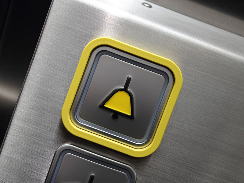 Emergency call communication in the elevator: Ringing is no longer enough!
