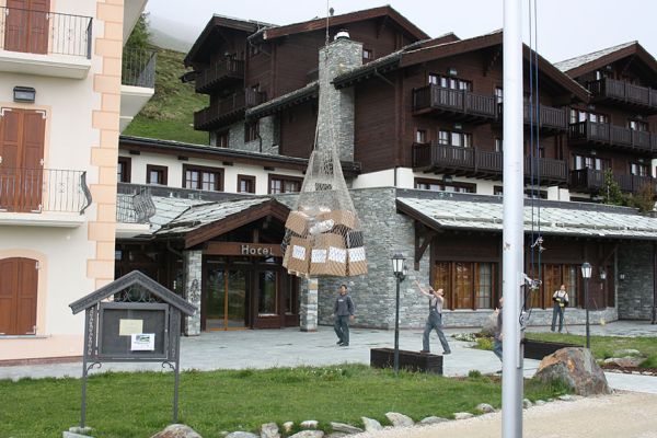 DAKS solution arrives at an altitude of 2222m